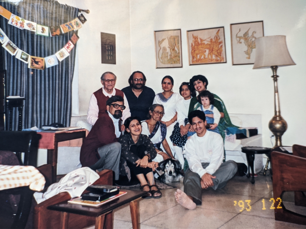 With the Guha-Thakurta family, CD 157, Salt Lake, December 2001